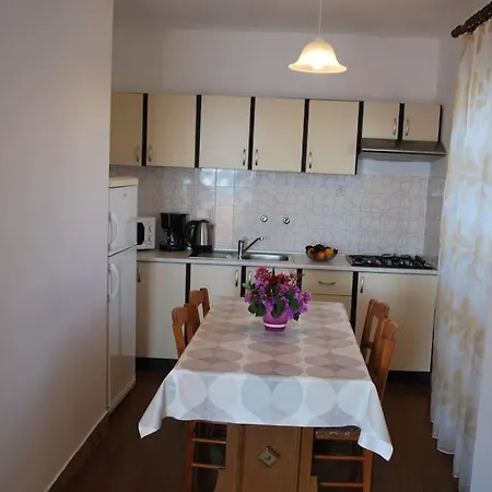 Appartement Luka *